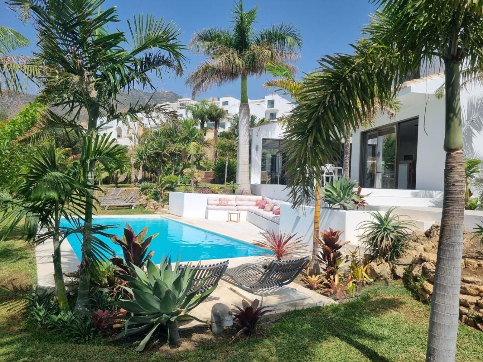 Bed & Breakfast In Villa Eden Palm Benalmádena Buitenkant foto