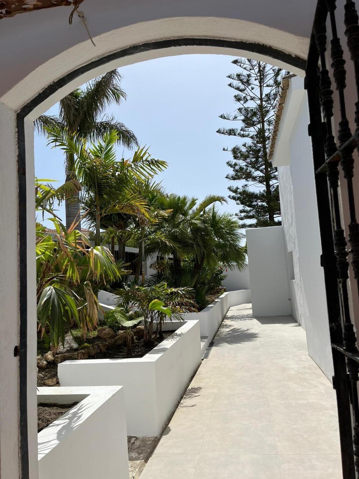 Bed & Breakfast In Villa Eden Palm Benalmádena Buitenkant foto
